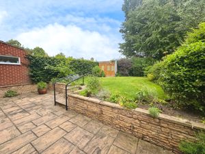 Photo 6- click for photo gallery